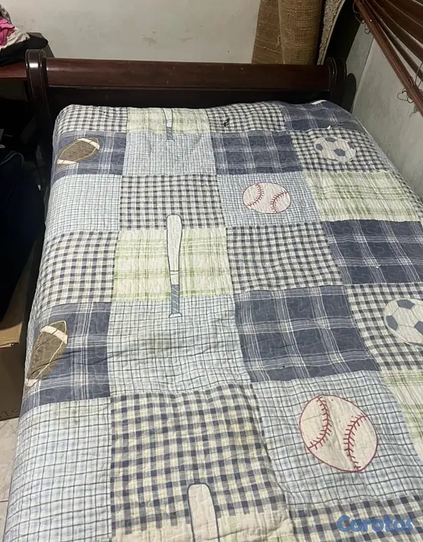 muebles y colchones - Base de cama en muy buen estado. 

 3