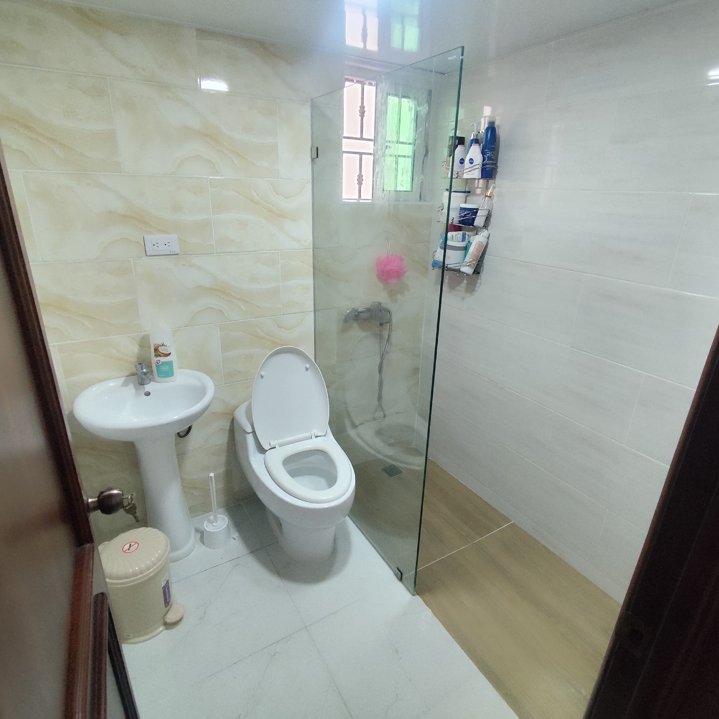 apartamentos - Apartamento en Venta 2do Nivel 3 Hab Alma Rosa I  8