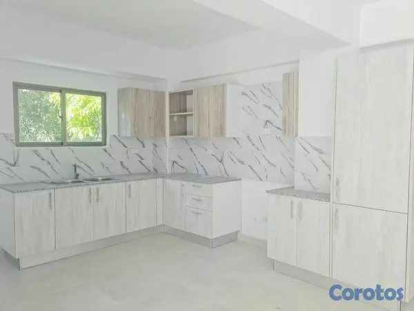apartamentos - Apto con terraza en el Cacique 4