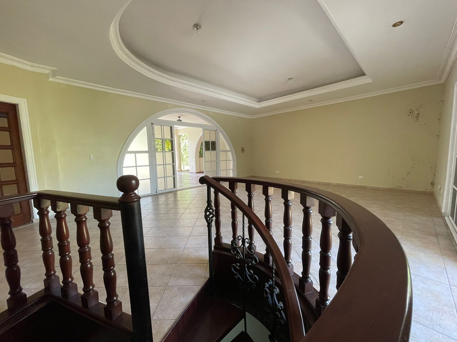 casas - VENDO Hermosa Mansión De 3 Niveles En Los Rios 3