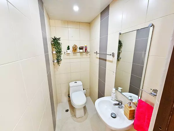 apartamentos - Apartamento 2do piso Los Restauradores  2