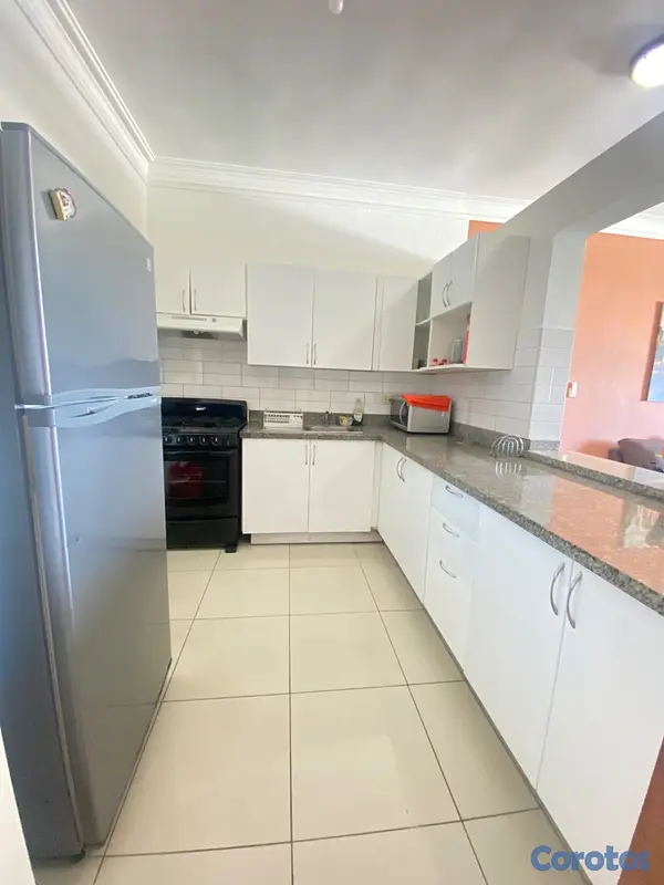 apartamentos - Se alquila apartamento vacío o amueblado en el ver 3