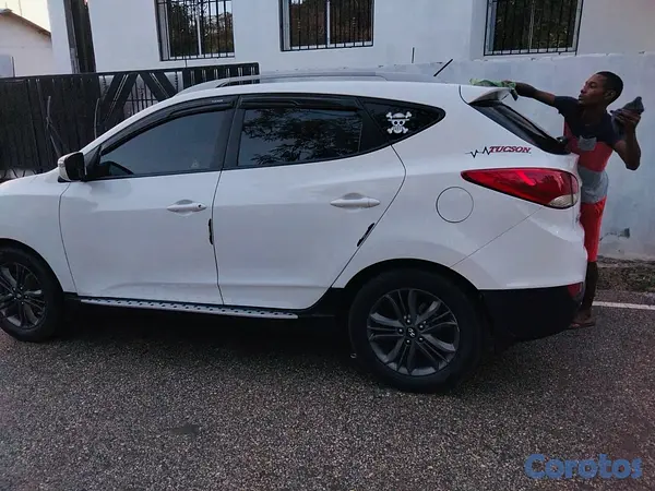 jeepetas y camionetas - Hyundai Tucson 2014 motor dohc  3