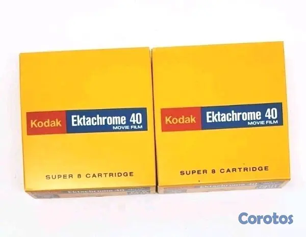 camaras y audio - venta de cámara super 8 de 1979 con cartuchos y proyector Kodak 12