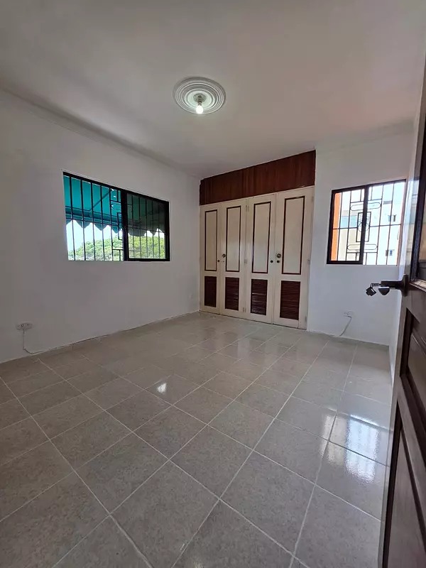 apartamentos - Vendo Apartamento en la Av. Independencia  5