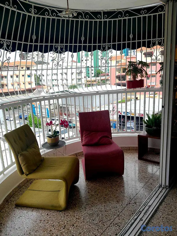 apartamentos - espacioso apartamento de 140 metros cuadrados en A 10