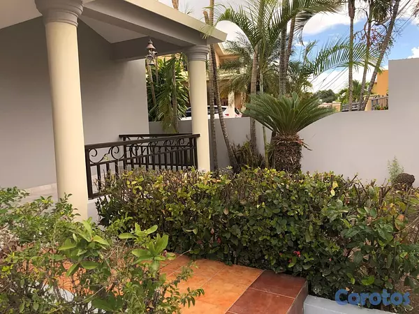 casas - Se vende Amplia Casa En Santiago  17