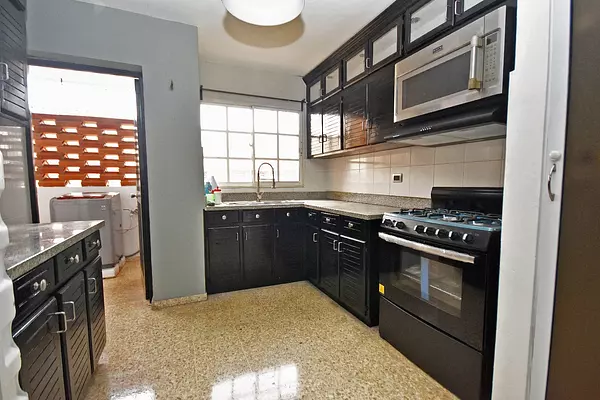 apartamentos - Se alquila apartamento amueblado en Gazcue 7
