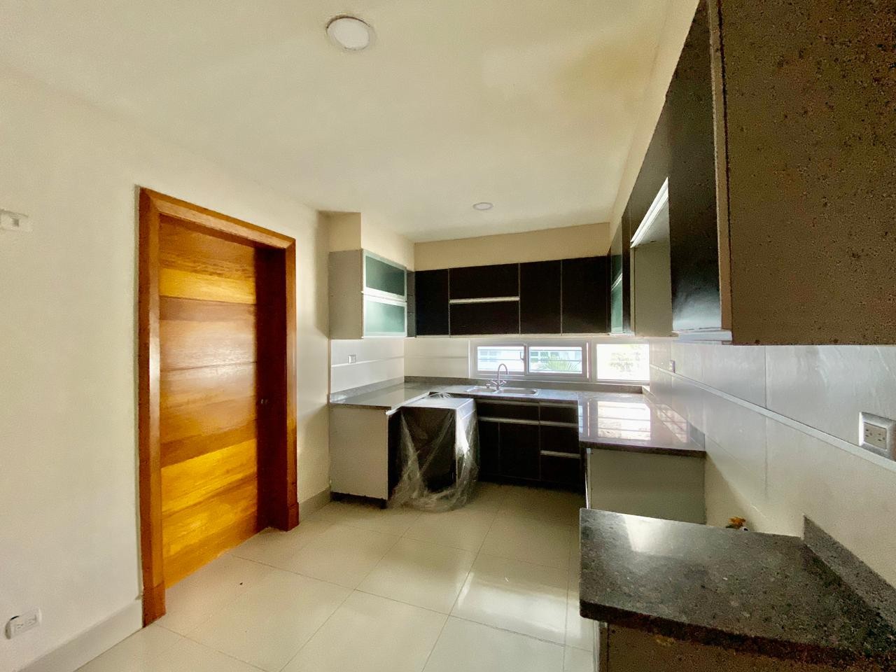 apartamentos - Amplio apartamento en Evaristo Morales  2