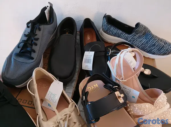 zapatos unisex - Caja de calzados , todo nuevo , 23 pares  13