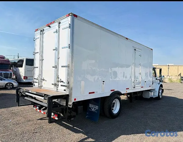 camiones y vehiculos pesados - 2018 freightliner m2 106 

 7