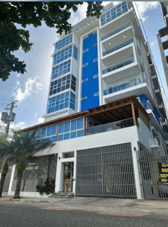 apartamentos - venta de apartamento con 181mts en Alma Rosa 1 Santo Domingo este  0