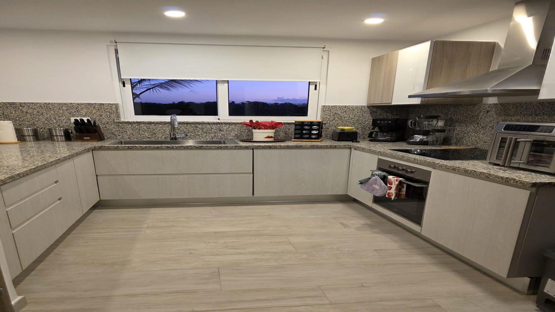 apartamentos - Hermoso apartamento en alquiler en Cana Bay 2