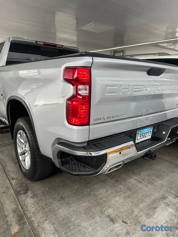 jeepetas y camionetas - Chevrolet silverado duramax 2020 10