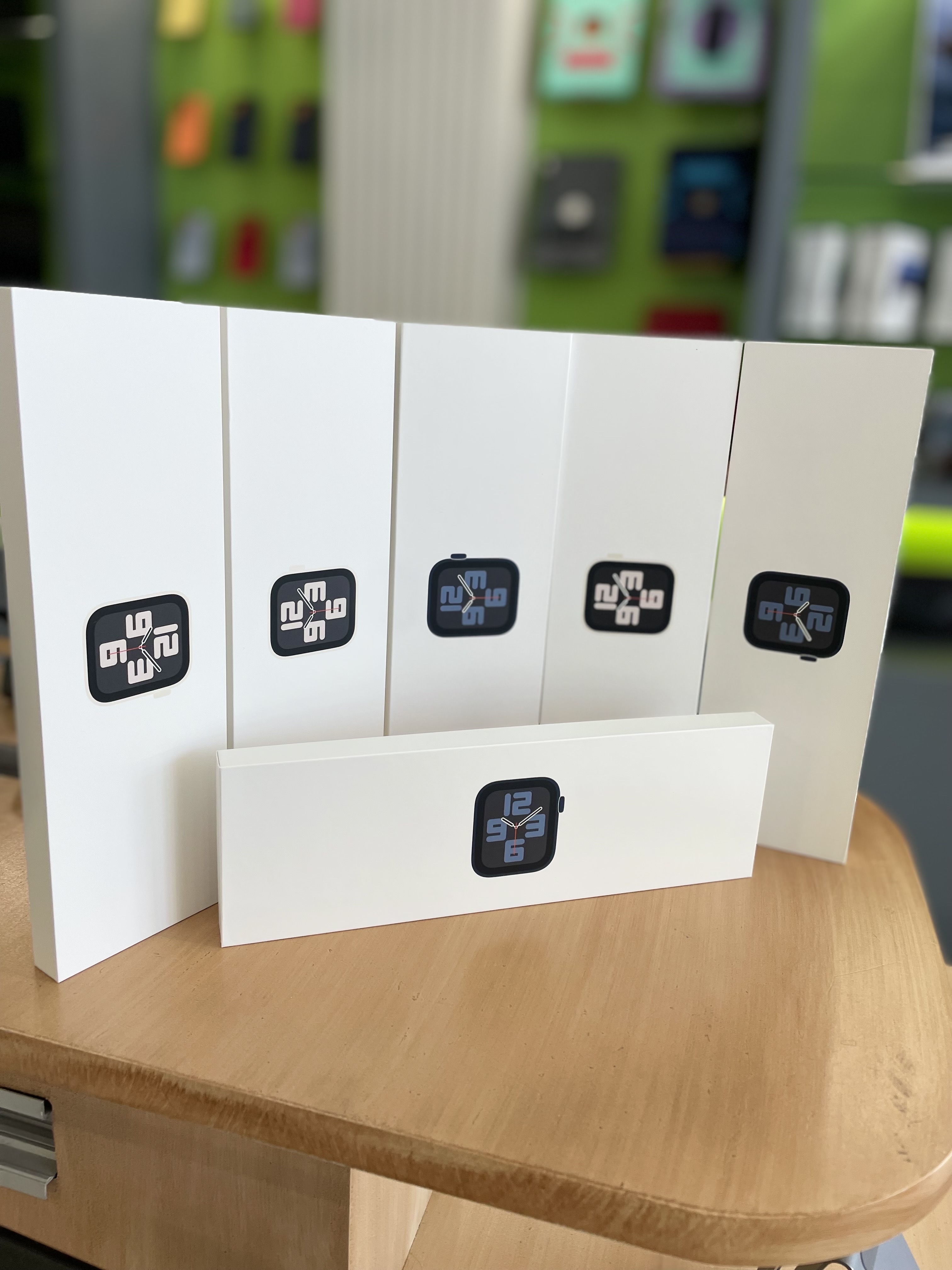 otros electronicos - APPLE WATCH SE (2DA GENERACIÓN) 40MM$14,500 9