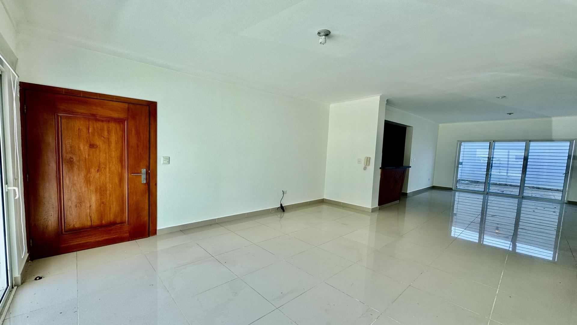 apartamentos - PRIMER NIVEL JUAN PABLO DUARTE SANTIAGO 2