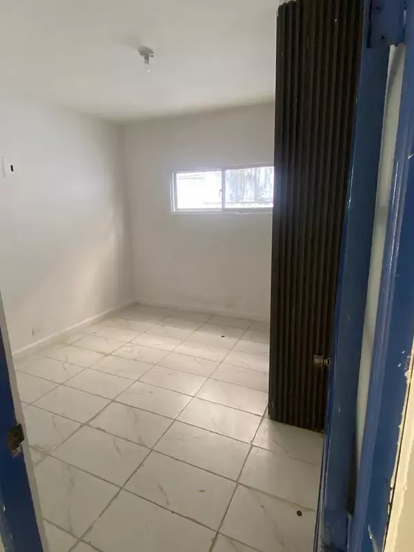 oficinas y locales comerciales - Local primer nivel céntrico  9