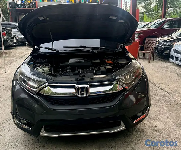 jeepetas y camionetas - Honda crv 2018 touring  8