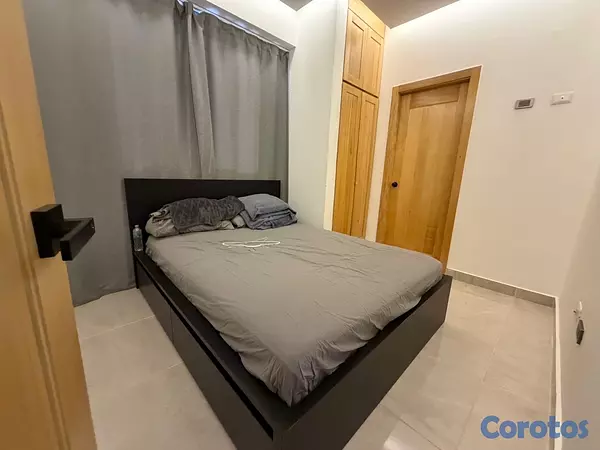 apartamentos - vendo piso 4 independencia klm 7 dos habitaciones dos baños parqueo lokert balco 16
