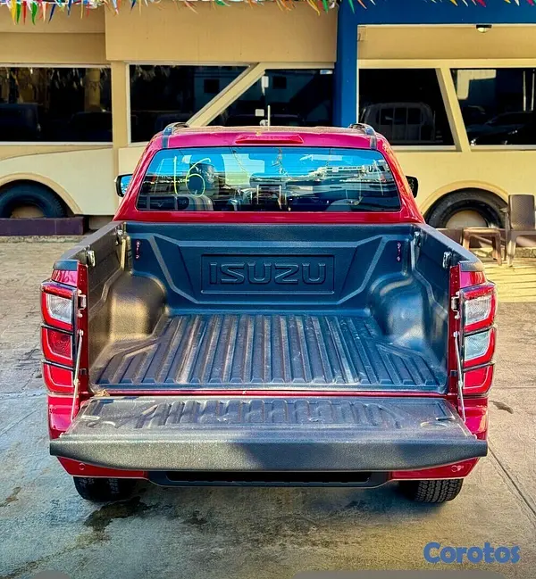 jeepetas y camionetas - Isuzu DMAX LSE 4x4  2026 (NUEVO) 5