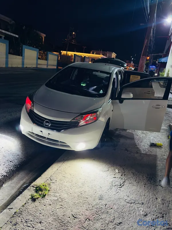 carros - Vendo Nissan Note 2014 en excelentes condiciones  8