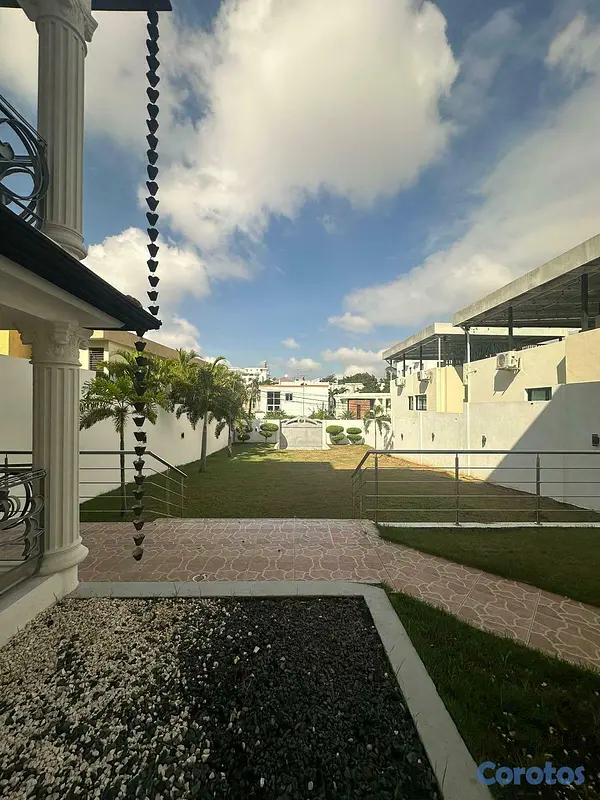 casas - ENORME CASA EN VENTA - SANTIAGO. 2