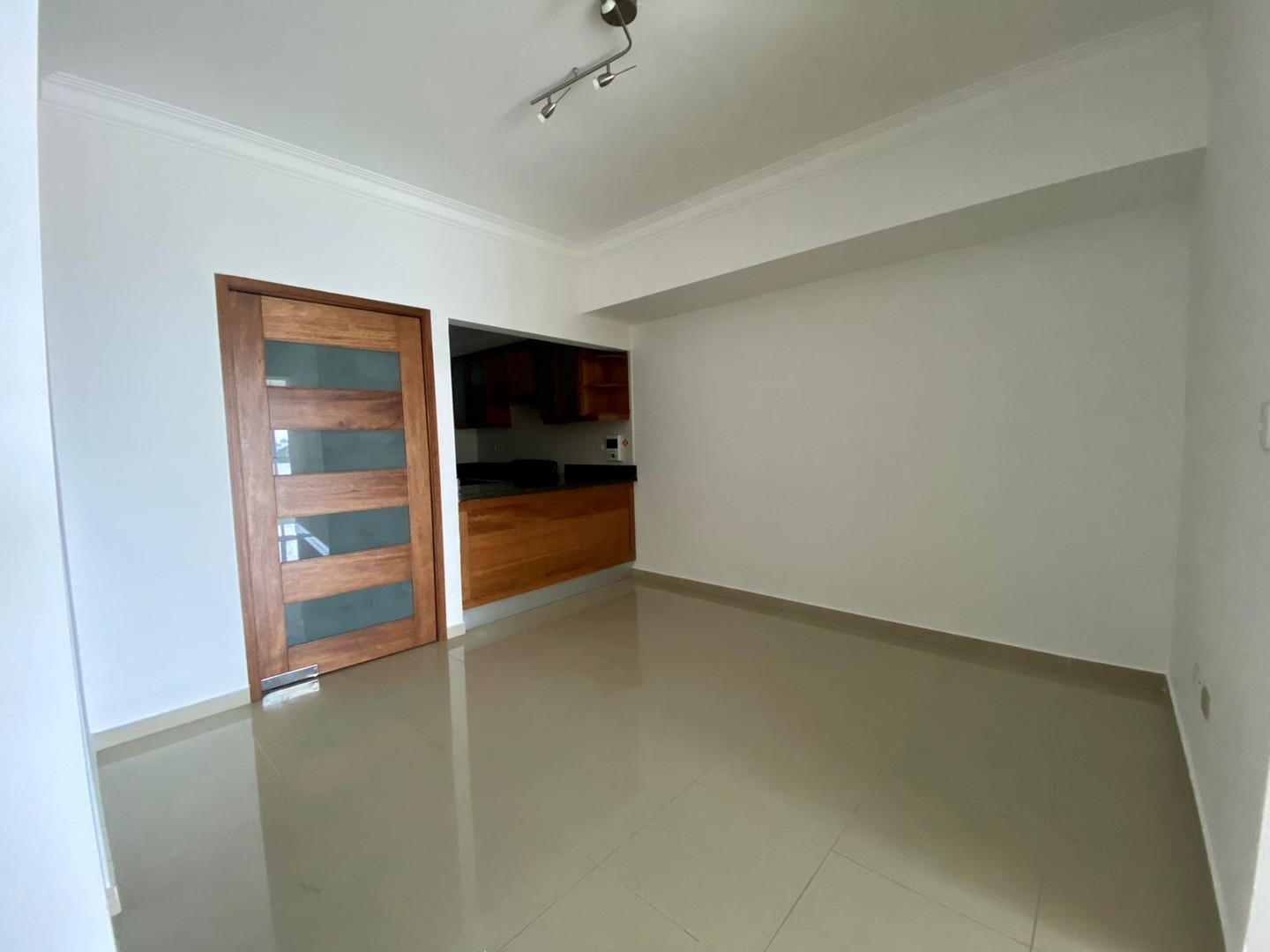 apartamentos - Apartamento con linea blanca en Ensanche Paraíso de 2 habitaciones 1