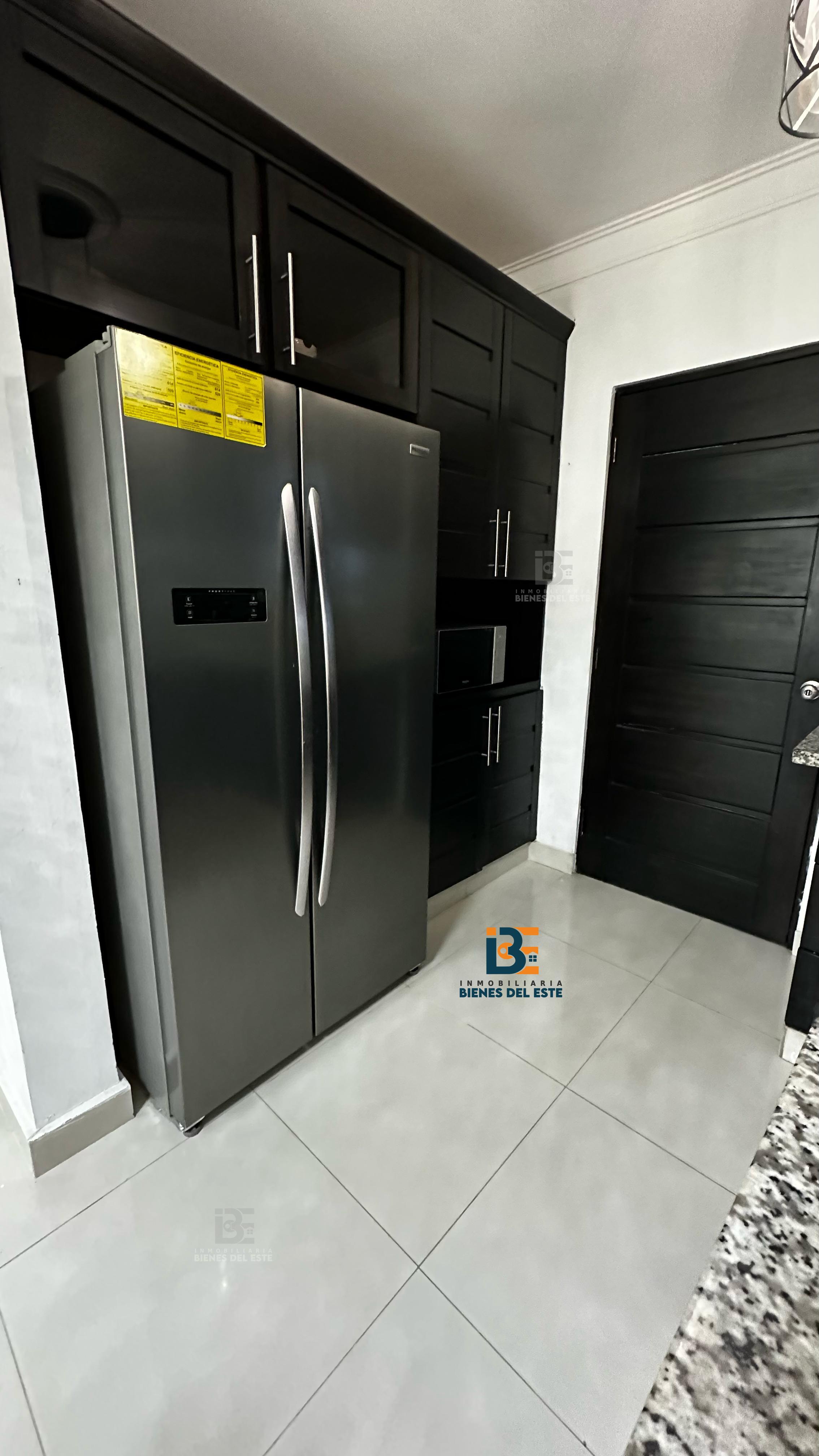 apartamentos - SE RENTA Apartamento Amueblado con Dos Parqueos 0