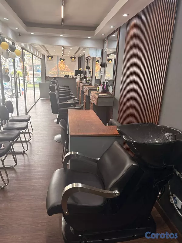 servicios profesionales - Barbería en venta  3