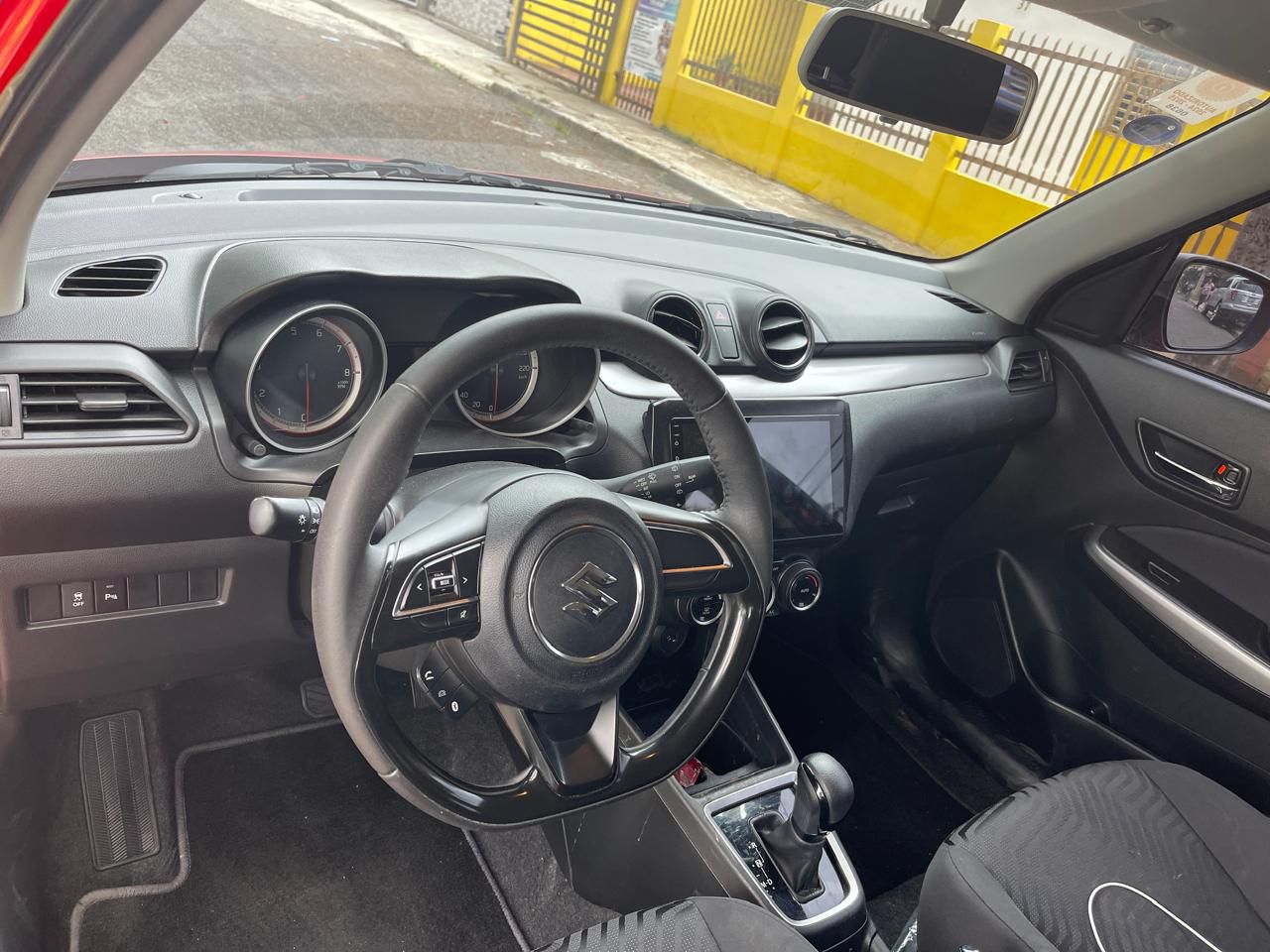 carros - Vendo Suzuki Swift 2024 5