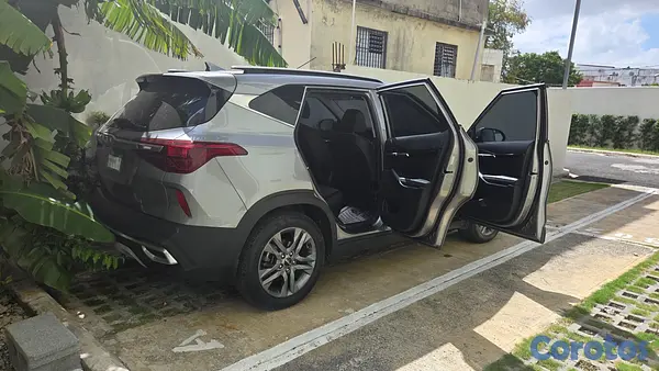 jeepetas y camionetas - Kia Seltos 2022 (Motor Doch)  13