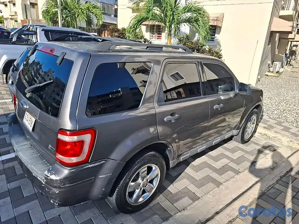 jeepetas y camionetas - Ford escape 2011 en venda,excelente condiciones.  7