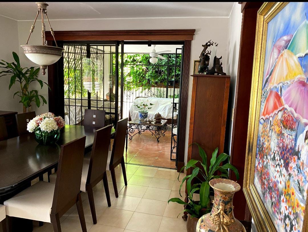 casas - Casa en venta en Cerros de Arroyo Hondo  9