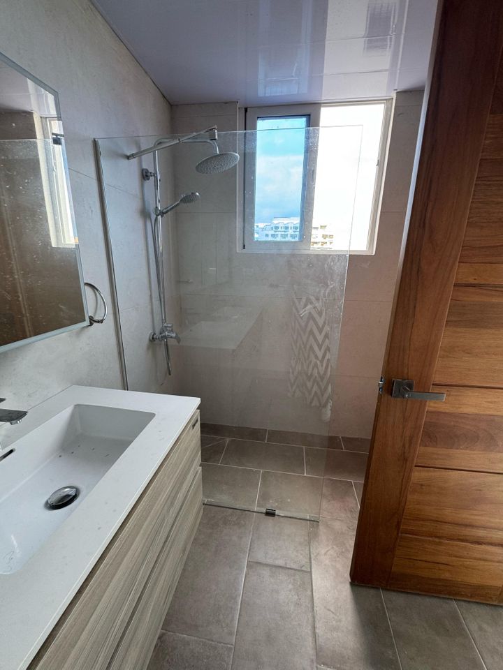 apartamentos - Apartamento de tres habitaciones en Torre de Lujo , Bella vista  6
