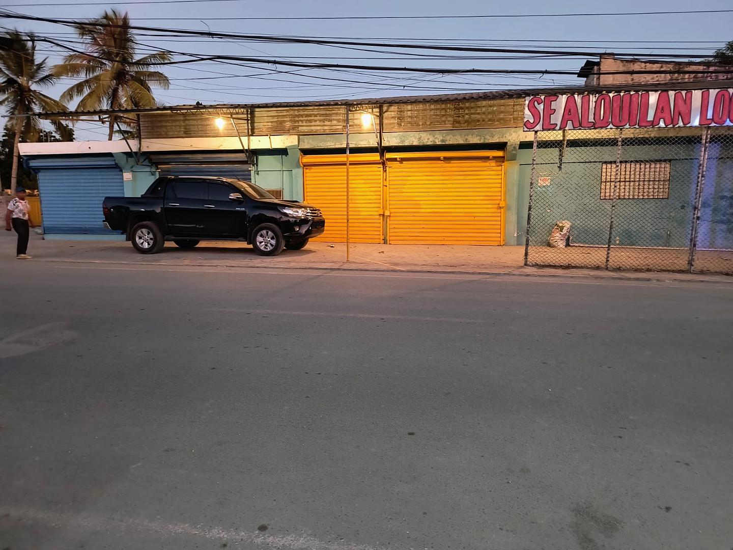 oficinas y locales comerciales - Almacenes y Locales próximos al Peaje Autop.Las Américas alquiler por Unidad  1