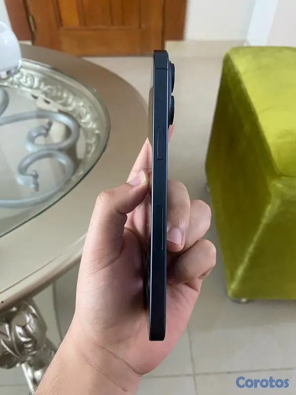 celulares y tabletas - ⚠️Negociable⚠️ iPhone 15 pro Max 256gb Factory todo original 2