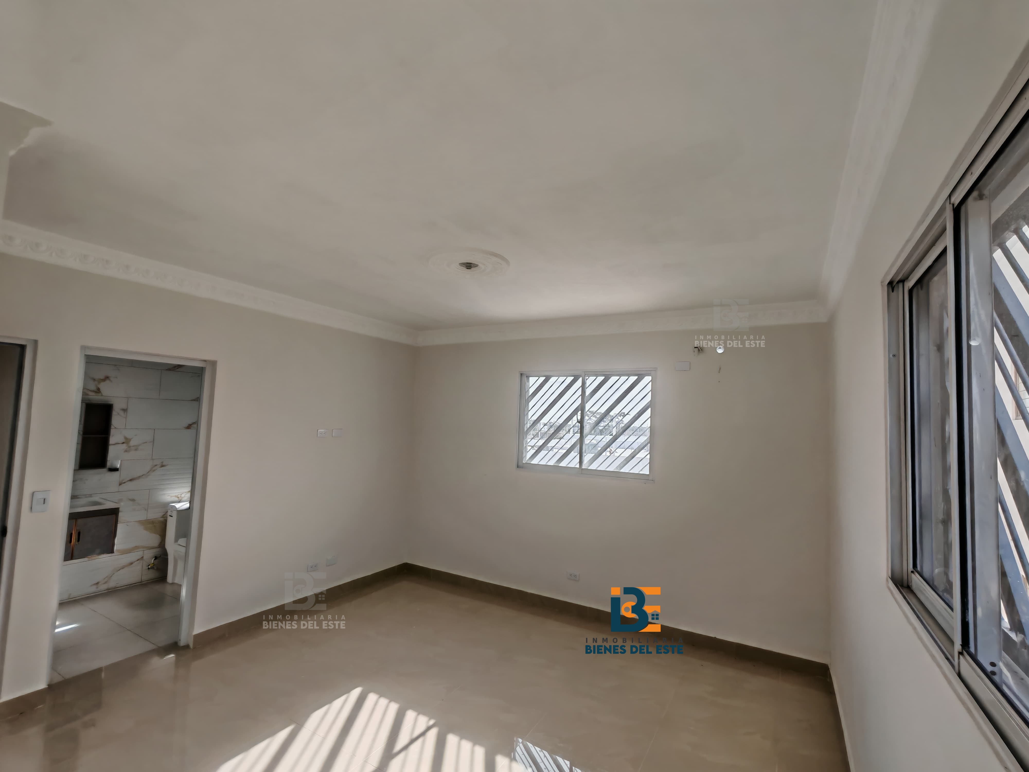 apartamentos - Se Alquila Apartamento de Tres habitaciones, SPM. 6