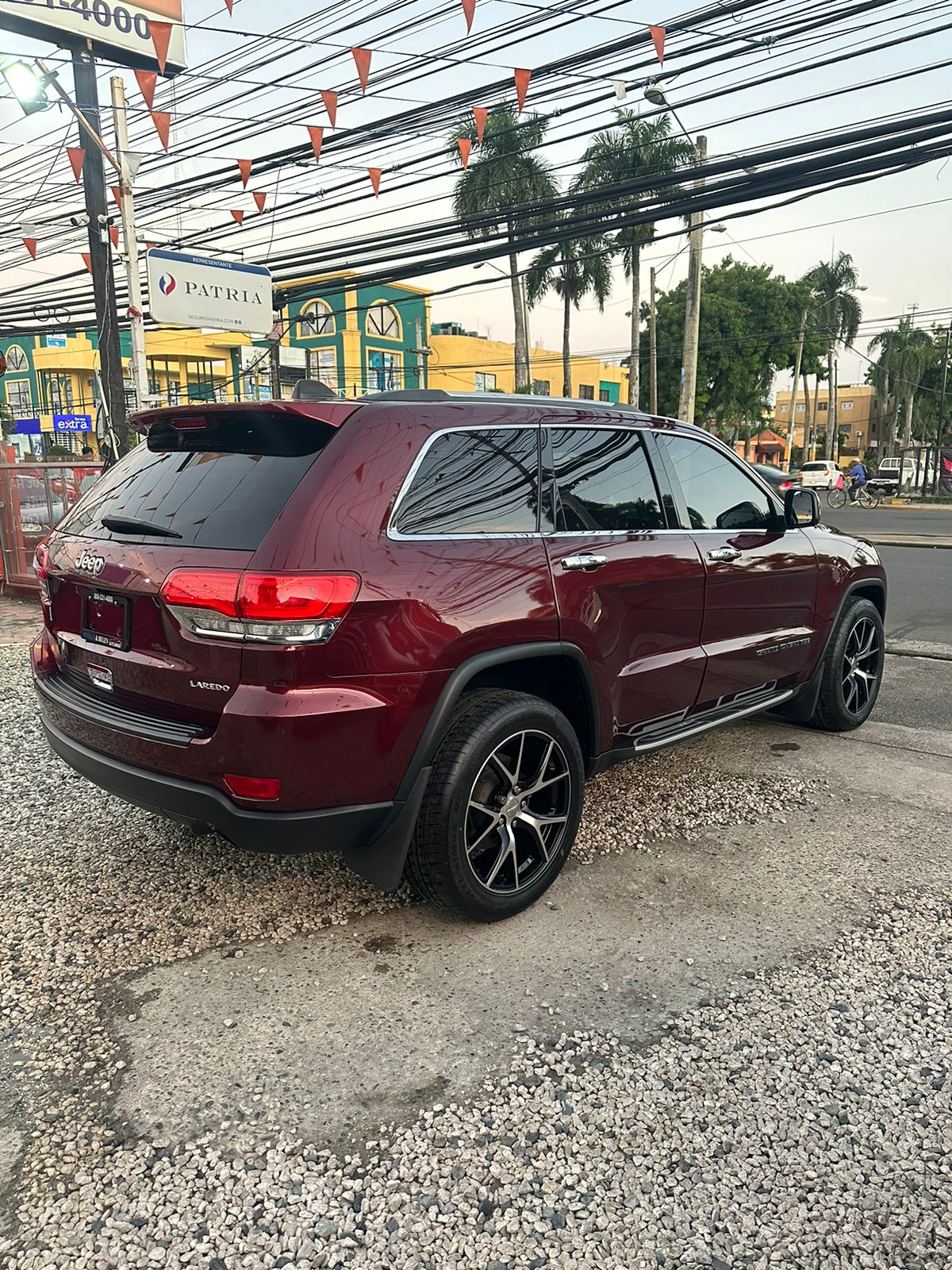 jeepetas y camionetas - jeep grand cherokee laredo 2018 2
