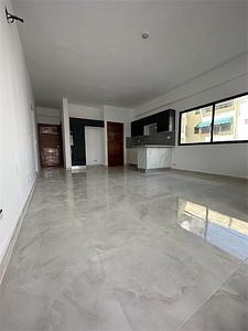 apartamentos - Venta de apartamento en el Renacimiento Distrito Nacional con terraza de 124mts 0