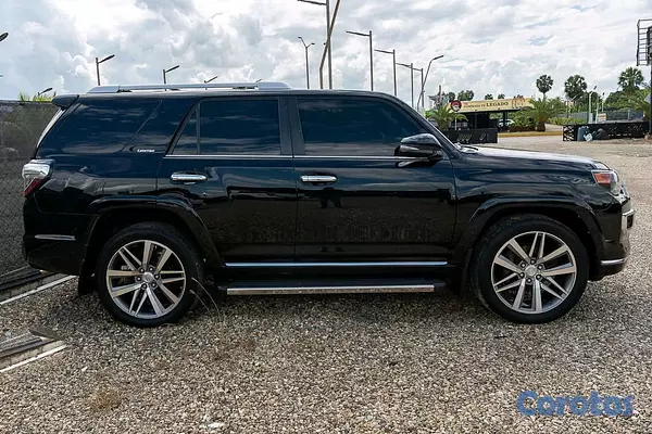 jeepetas y camionetas - Toyota 4runner limited 2016 10