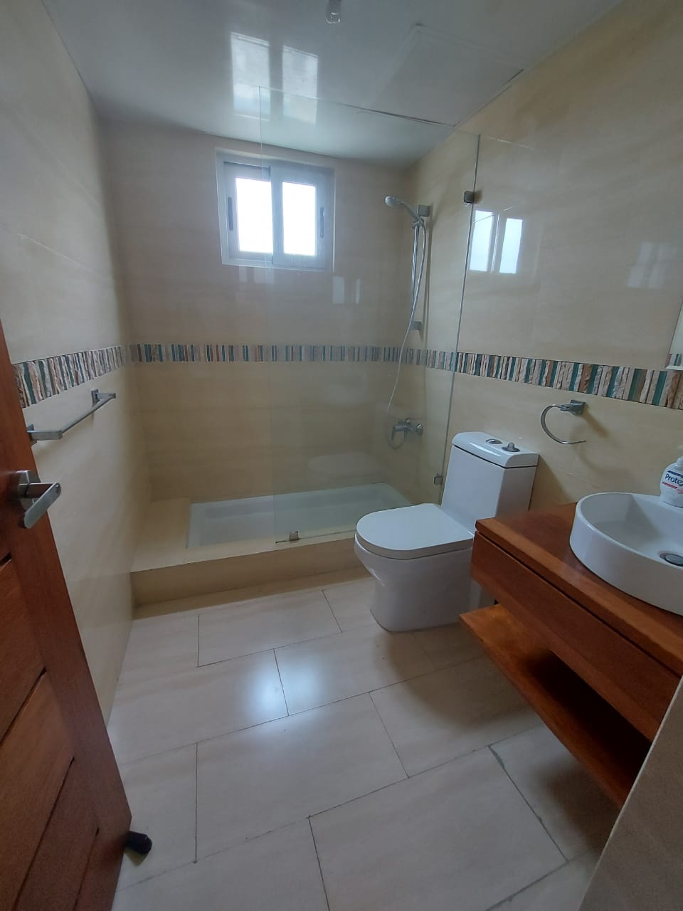 apartamentos - ¡Alquilo Apartamento Amueblado en Piantini! 6