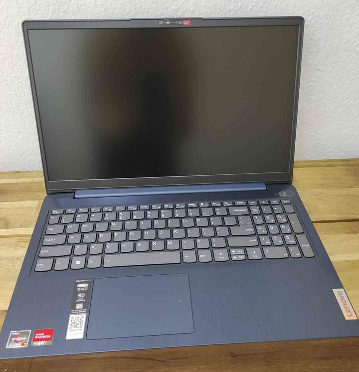 computadoras y laptops - Laptop Lenovo Ideapad 3 15,6"FHD, AMD Ryzen 7, 12GB RAM, 512GB SSD, Nueva Gaming 0