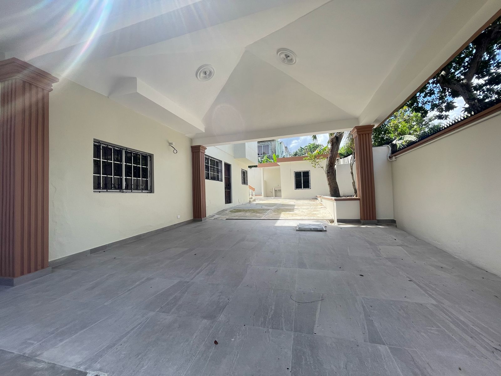 casas - Casa en Venta 2 niveles 3 habitaciones 2 baños 2 parqueos en Colinas de Los Rios 3