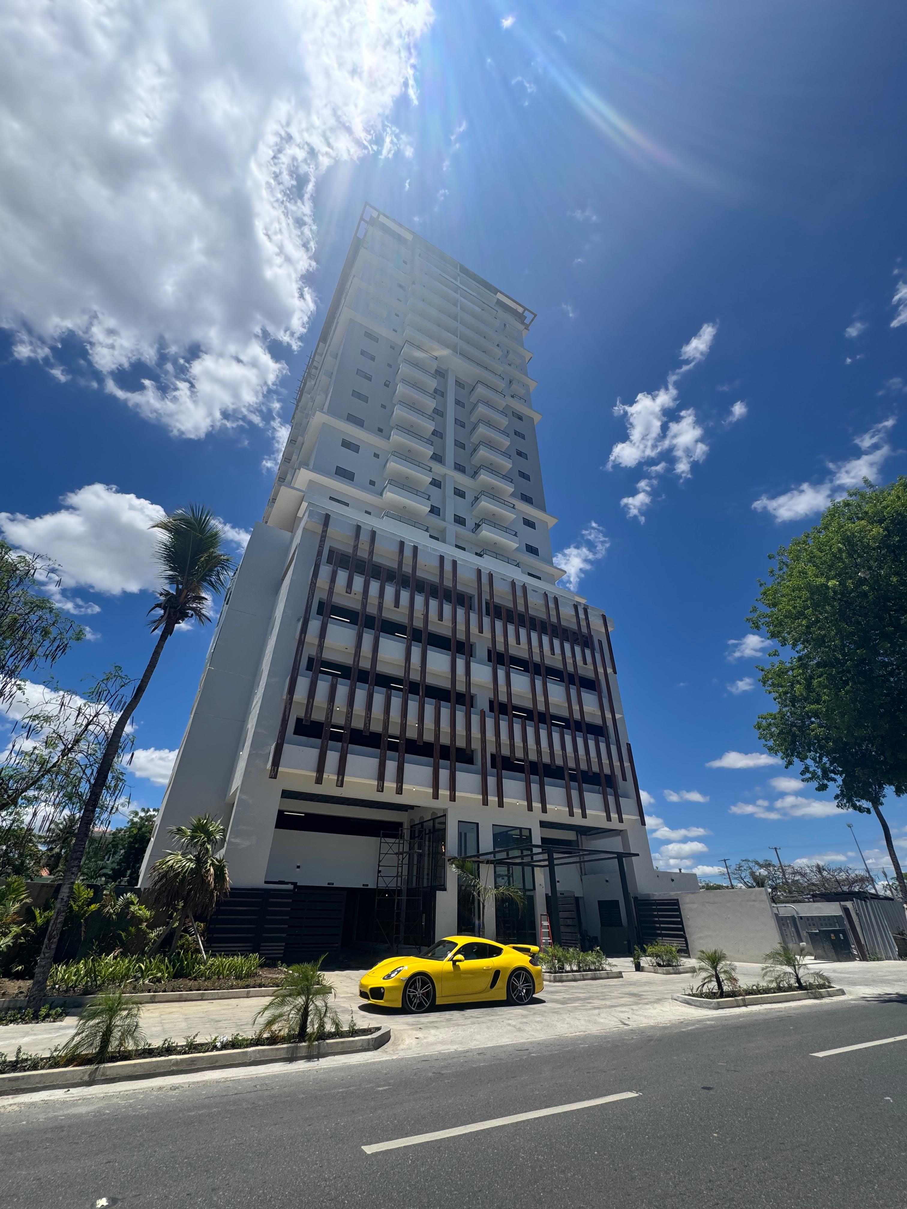 apartamentos - TORRE EN LA AVENIDA ESPAÑA DE 22 NIVELES 1669