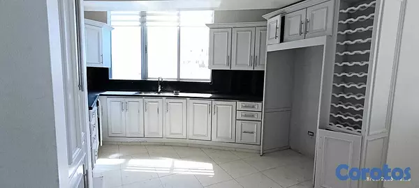 apartamentos - ¡Renacimiento Amplio Apartamento 220m², Excelente Distribución! 3