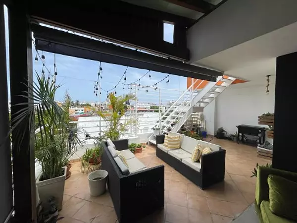 penthouses - VENDO PENTHOUSE LOS RESTAURADORES 
D.N 9