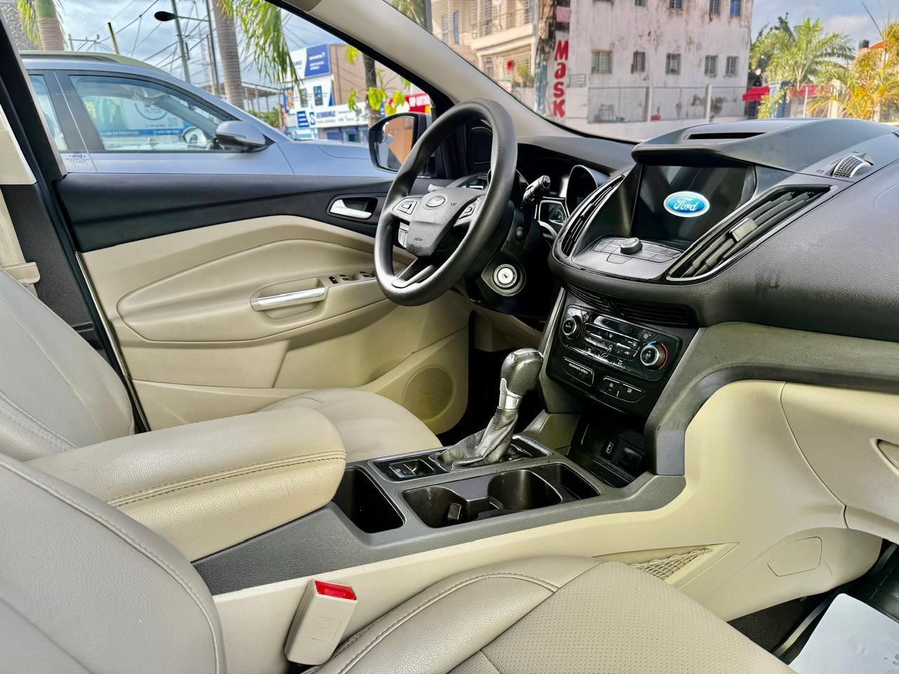 jeepetas y camionetas - Ford escape 2017 9
