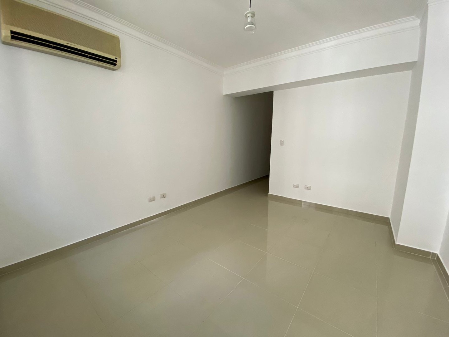 apartamentos - Apartamento con linea blanca en Ensanche Paraíso de 2 habitaciones 4
