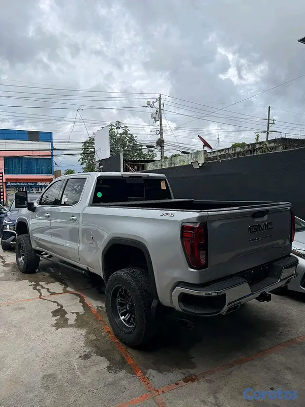 jeepetas y camionetas - 2020 GMC SIERRA 4X4 3.0 DURAMAX GASOL 5