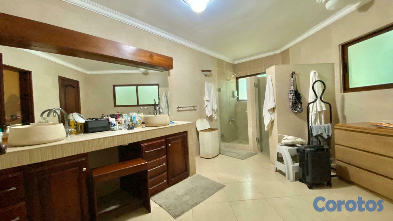 casas - Vendo Imponente Mansión en Cuesta Hermosa II, 5 HA 3